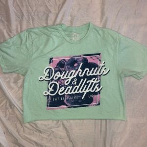 Doughnuts & Deadlifts cropped T-shirt